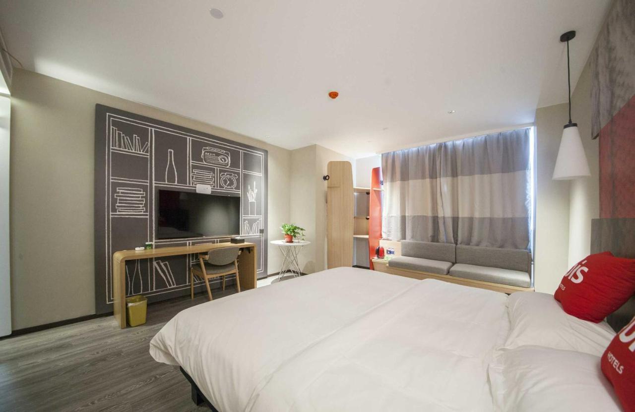 Ibis Nantong Middle Renmin Rd Hotel Exterior foto